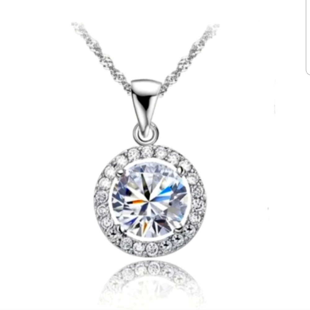 Swarovski Elements 925 Sterling Silver Halo Necklace NEW - Picture 7 of 8